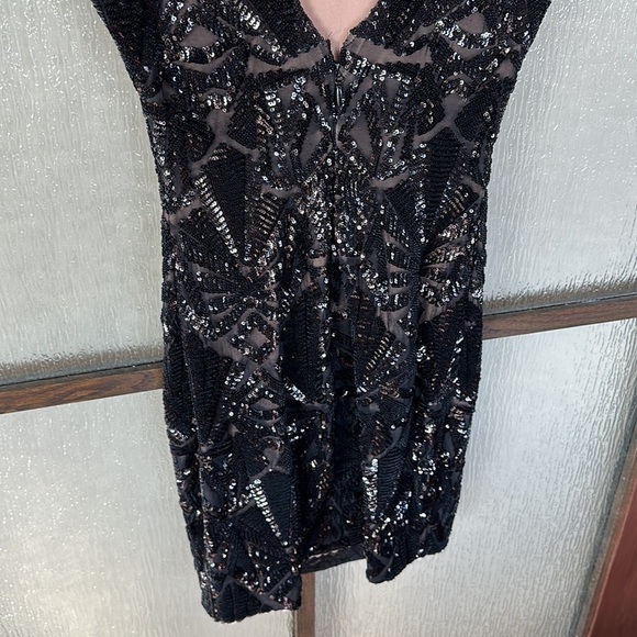 Dress the Population black sequins mini dress size small. New without tags. - Picture 9 of 9